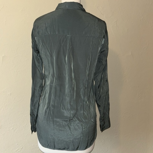 EXPRESS casual button up shirt with double breast pockets women’s small petite - Picture 6 of 13